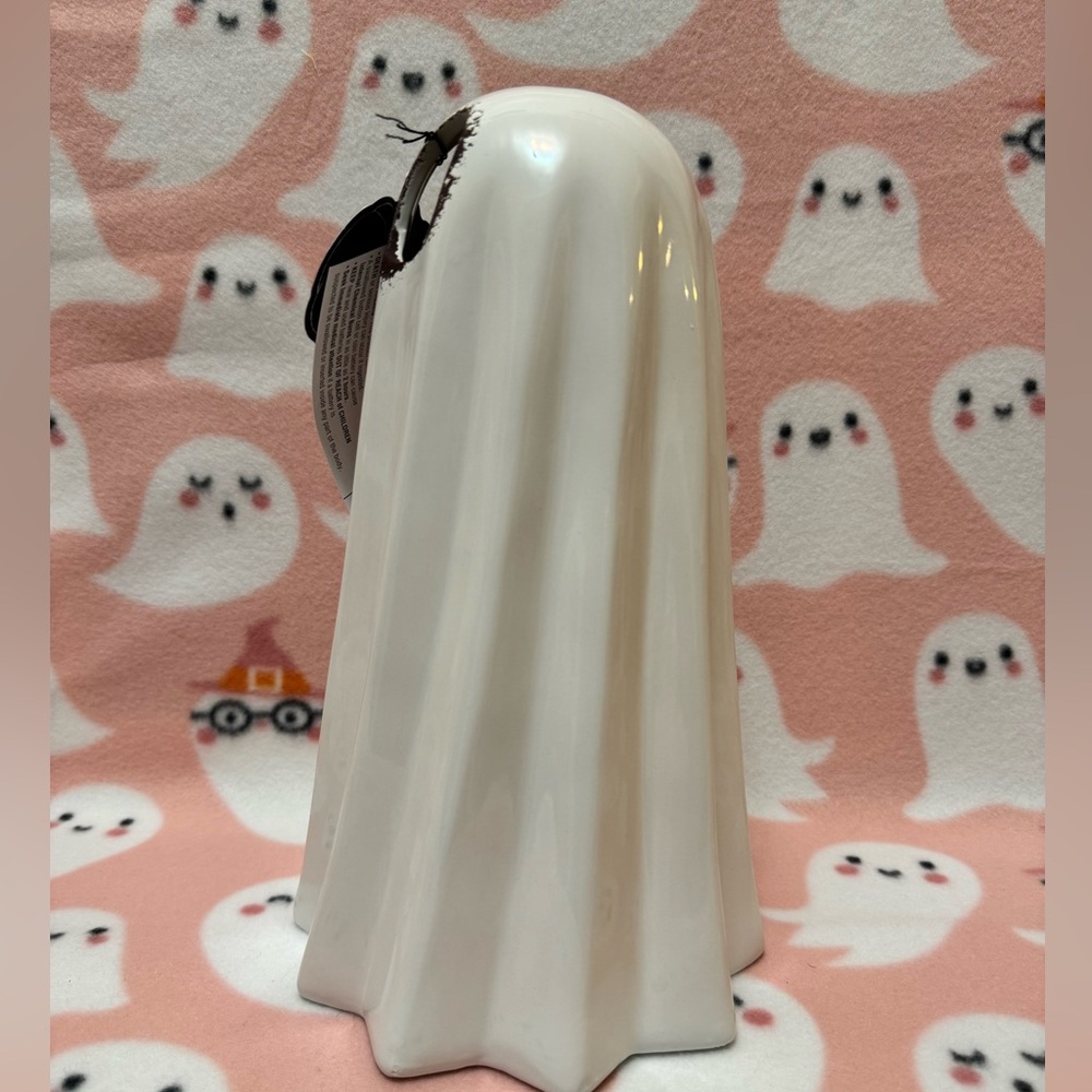 Martha Stewart 11” Tall Ceramic LED Halloween Ghost NWT - Picture 4 of 4